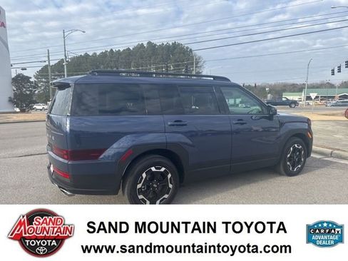 Used 2025 Hyundai Santa Fe SEL image 3