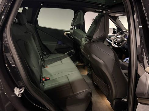 Certified 2025 BMW X3 xDrive30i w/ Convenience Package image 26