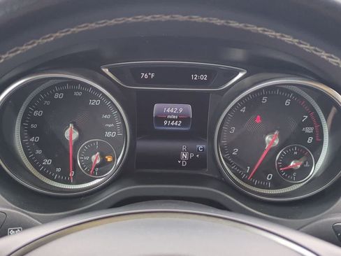 Used 2019 Mercedes-Benz GLA 250 4MATIC image 33