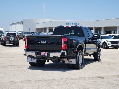 Used 2024 Ford F350 Lariat w/ Lariat Ultimate Package AWD/4WD image 7