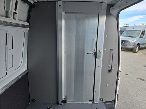 New 2025 Mercedes-Benz Sprinter 2500 image 4