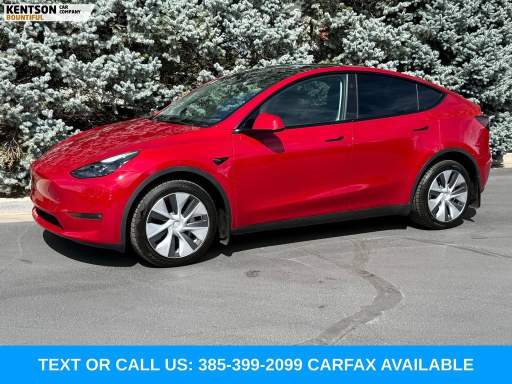 Used 2023 Tesla Model Y Long Range AWD/4WD image 1
