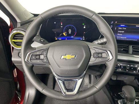 New 2026 Chevrolet Trax LT w/ Driver Confidence Package image 11