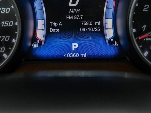 Used 2017 Maserati Levante S image 18