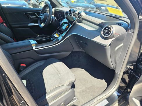 New 2026 Mercedes-Benz GLC 43 AMG 4MATIC image 9