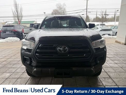Used 2019 Toyota Tacoma SR w/ SX Package image 18