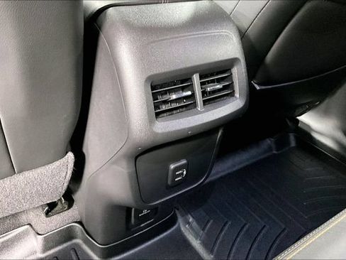 Used 2022 GMC Terrain AT4 w/ Infotainment Package II AWD/4WD image 12