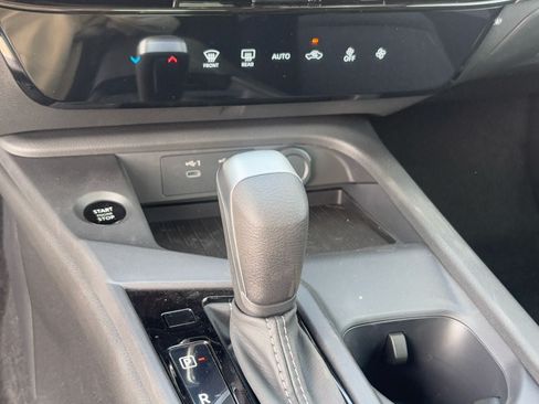 Used 2026 Nissan Sentra SV w/ Floor Mat Package FWD image 25