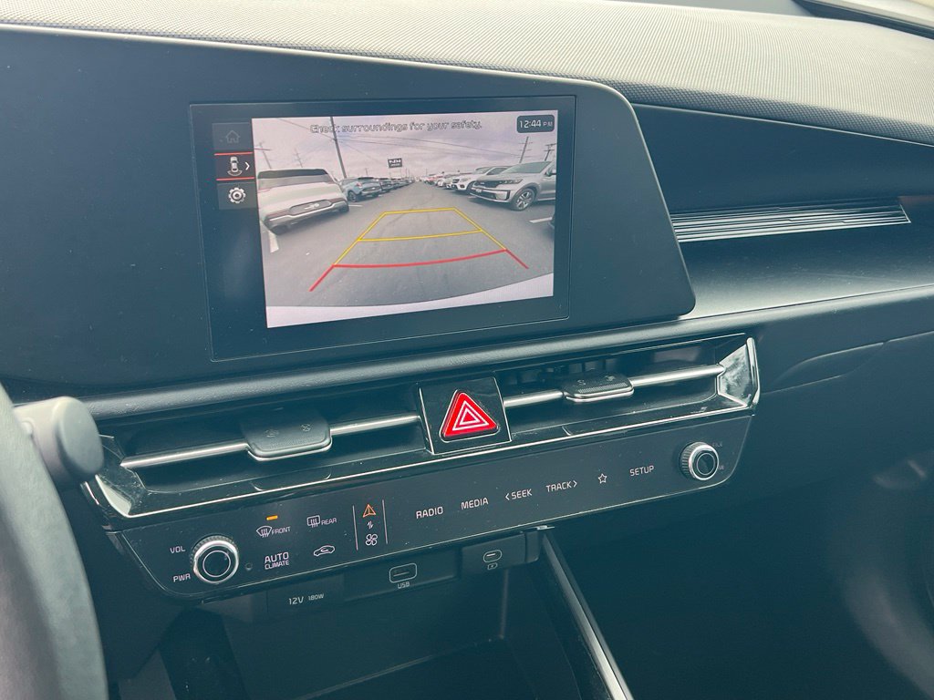 Certified 2025 Kia Niro LX FWD image 17