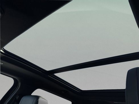 Used 2025 Toyota Tundra Limited image 36