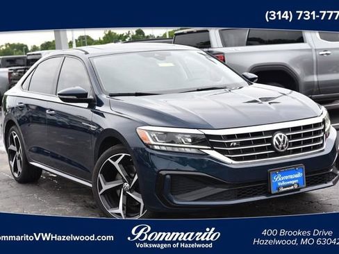 Certified 2020 Volkswagen Passat 2.0T R-Line FWD image 1