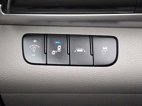 Used 2019 Hyundai Elantra SEL image 22