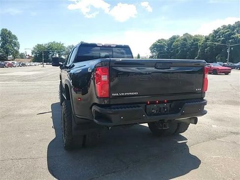 Used 2021 Chevrolet Silverado 3500 LTZ w/ LTZ Plus Package AWD/4WD image 13