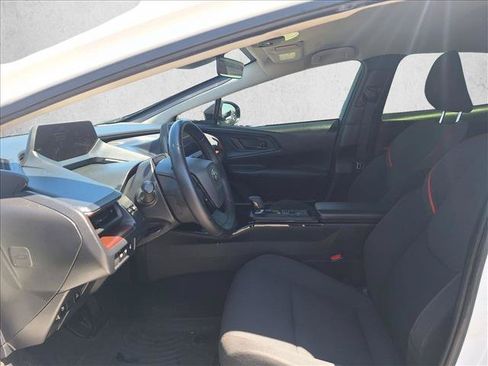 Used 2023 Toyota Prius Prime FWD image 10