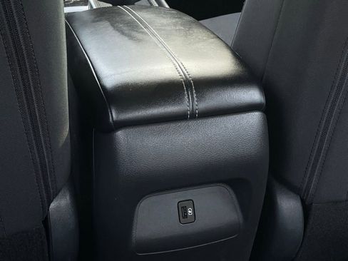 Used 2024 Nissan Sentra SV FWD image 24