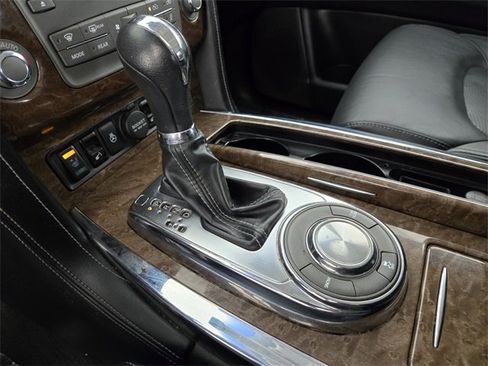 Used 2017 INFINITI QX80 2WD w/ Driver Assistance Package image 24