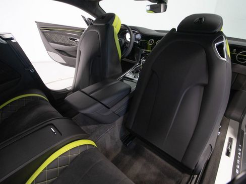 Used 2022 Bentley Continental GT Speed image 68
