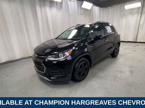 Certified 2020 Chevrolet Trax LT w/ LT Convenience Package image 5