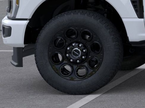 New 2026 Ford F250 Lariat w/ Black Appearance Package image 19