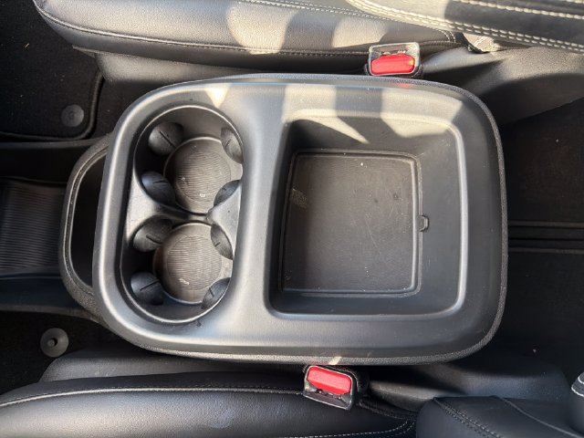 Used 2026 Chrysler Pacifica Select FWD image 22