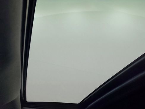 Used 2022 Toyota Highlander XSE image 30