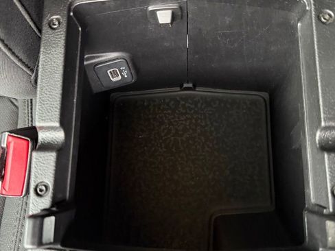 Used 2023 Jeep Gladiator Overland image 27