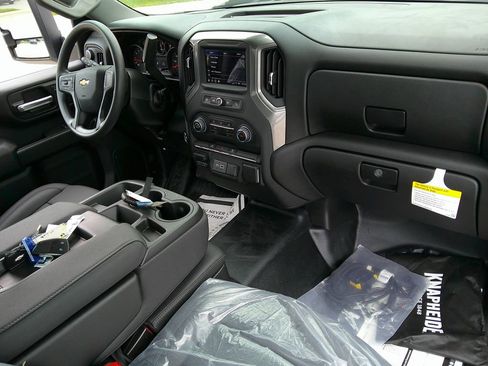 New 2025 Chevrolet Silverado 2500 W/T w/ WT Convenience Package image 6