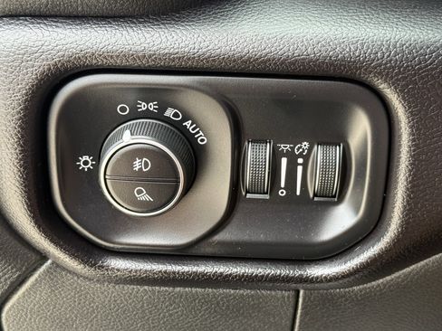 Used 2023 RAM 2500 Laramie w/ Night Edition image 26