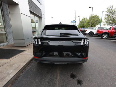 Certified 2025 Ford Mustang Mach-E Premium image 4