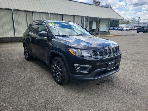Used 2021 Jeep Compass Latitude AWD/4WD image 5