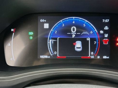 Used 2024 Toyota Grand Highlander AWD image 12