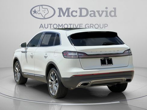 Certified 2022 Lincoln Nautilus Reserve AWD/4WD image 5
