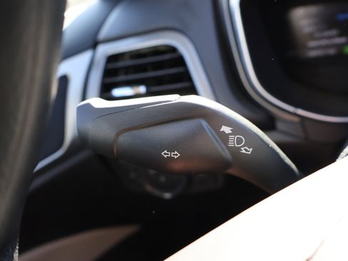 Used 2018 Ford Fusion S image 36