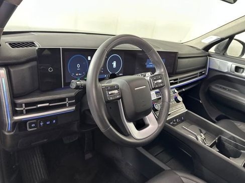 Used 2024 Hyundai Santa Fe Limited image 13