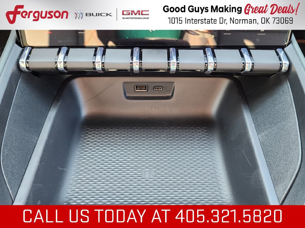 New 2027 GMC Terrain AT4 w/ Convenience Package III AWD/4WD image 32