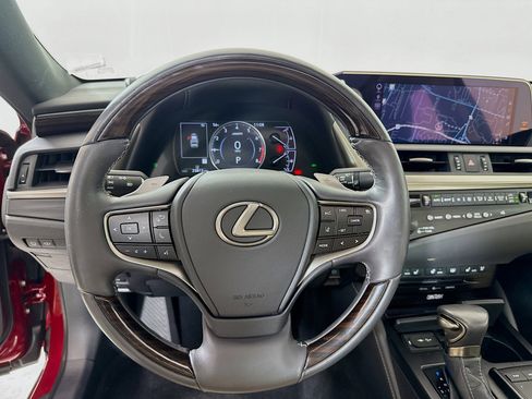 Used 2019 Lexus ES 350 Luxury image 12