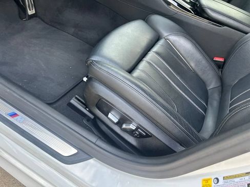 Used 2019 BMW 540i w/ M Sport Package RWD image 6