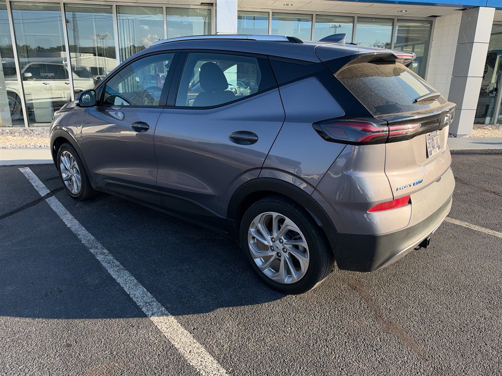 Used 2023 Chevrolet Bolt EUV LT FWD image 6