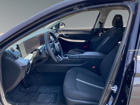 Used 2025 Hyundai Sonata SEL FWD image 9