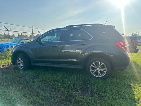 Used 2017 Chevrolet Equinox LT FWD image 9