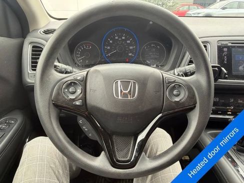Used 2018 Honda HR-V EX image 10