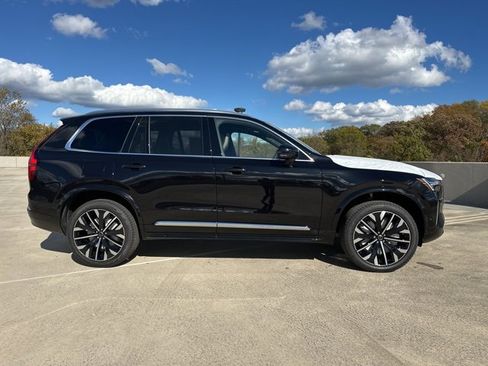 New 2026 Volvo XC90 B5 Plus image 8