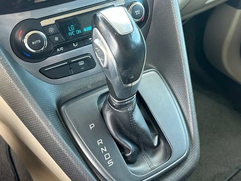 Used 2015 Ford Transit Connect Titanium FWD image 14