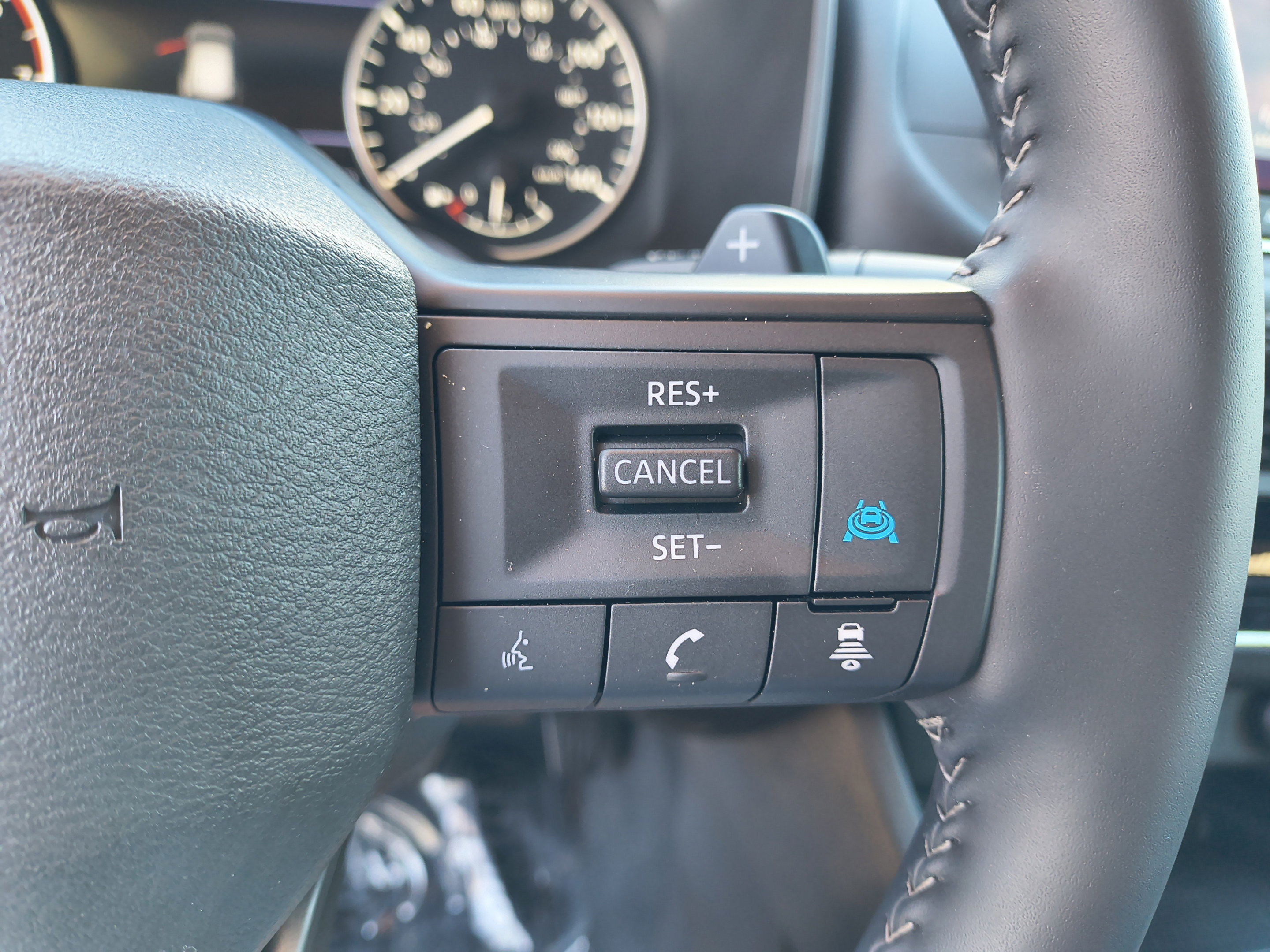 Certified 2026 Nissan Rogue SV w/ Cold Weather Package FWD image 28