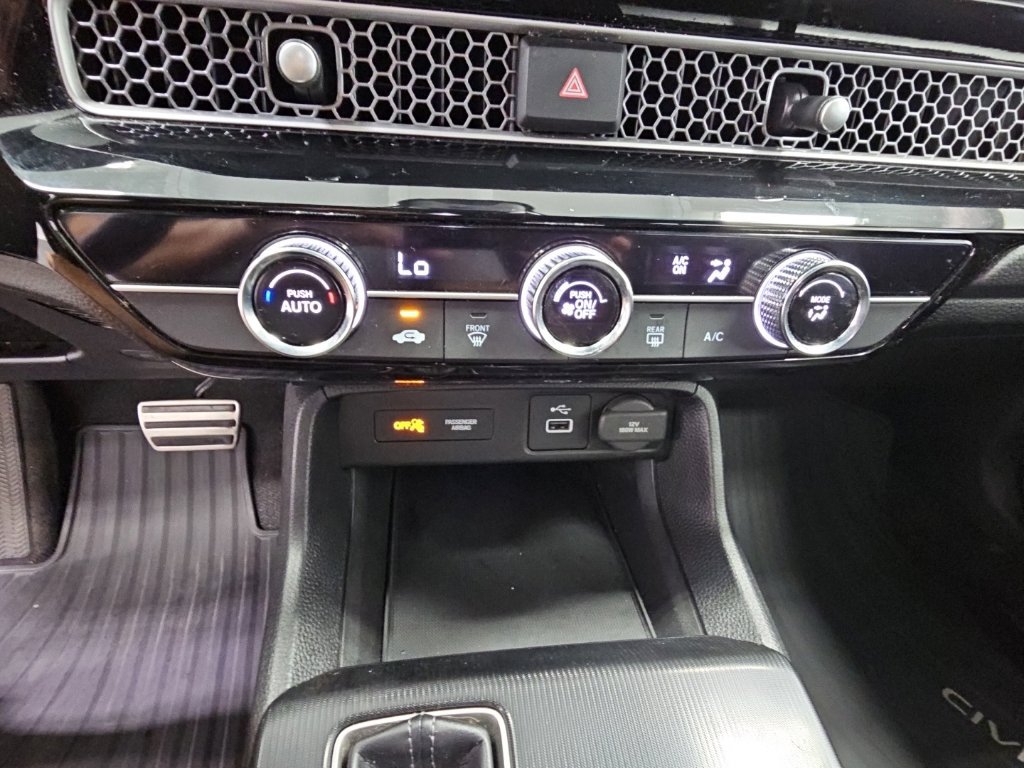 Used 2024 Honda Civic Sport image 17