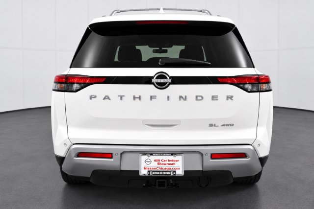 Certified 2024 Nissan Pathfinder SL w/ SL Premium Package AWD/4WD image 5