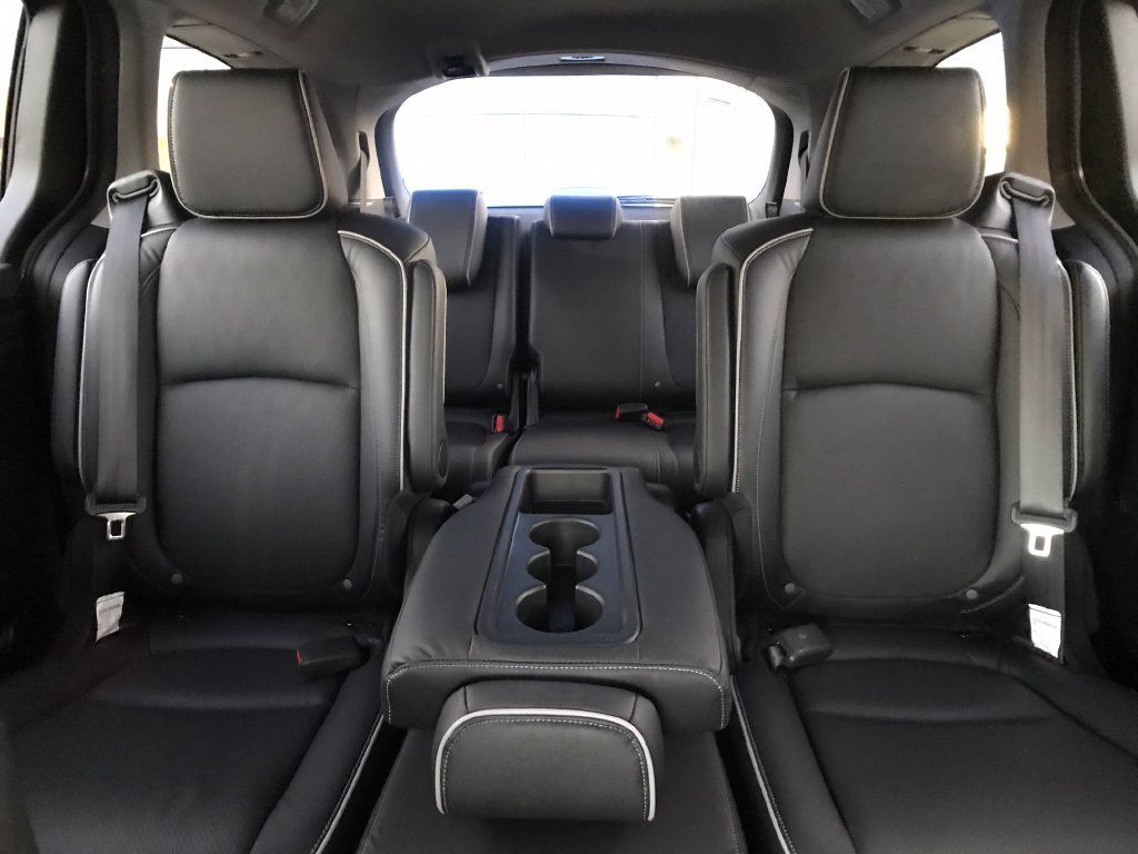 Certified 2024 Honda Odyssey Elite image 10