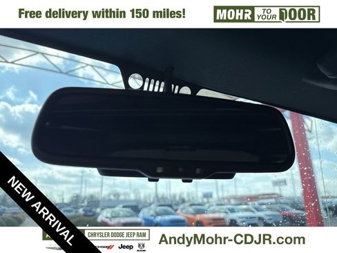 Used 2016 Jeep Wrangler Sahara w/ Connectivity Group image 20