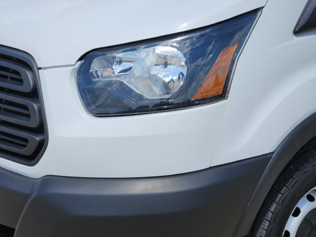 Used 2019 Ford Transit 250 138 RWD image 9