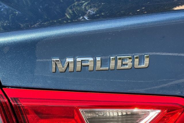 Used 2025 Chevrolet Malibu LT FWD image 31